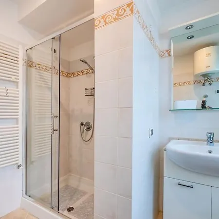 Apartman D&d2 - Wi-fi & Netflix A 100mt Dal Mare *