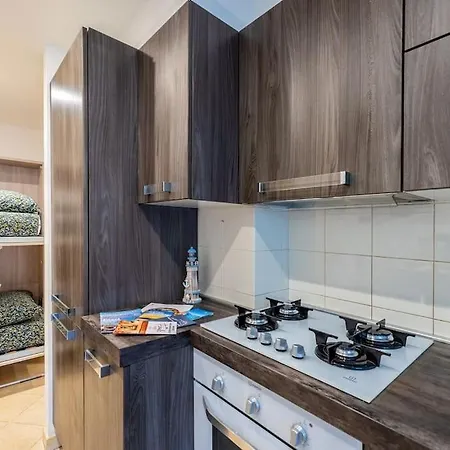 D&d2 - Wi-fi & Netflix A 100mt Dal Mare Apartman *