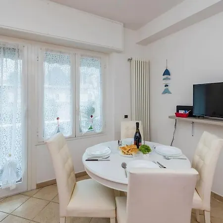 Apartment D&d2 - Wi-fi & Netflix A 100mt Dal Mare Finale Ligure