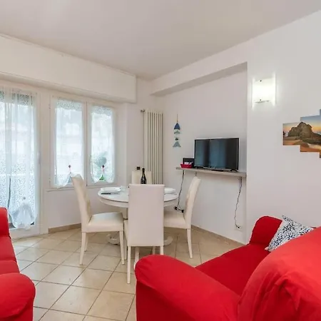 D&d2 - Wi-fi & Netflix A 100mt Dal Mare Apartment Finale Ligure